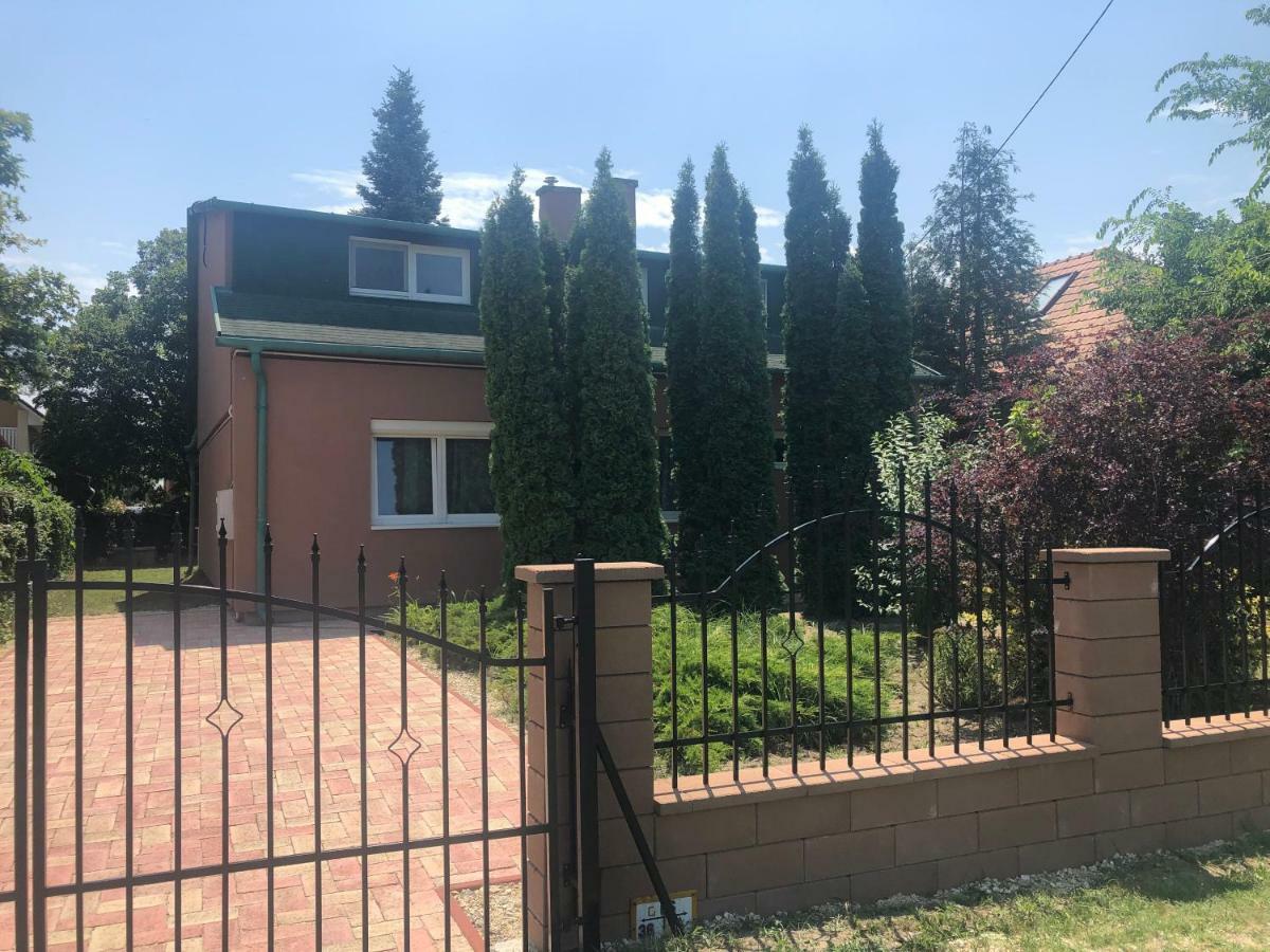Villa Casa Mia Balatonlelle Εξωτερικό φωτογραφία